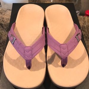 Women’s Vionic Sandals